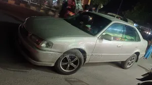 Toyota Corolla 1998 Beige