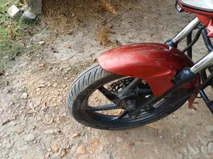 Honda CB 2017 Red