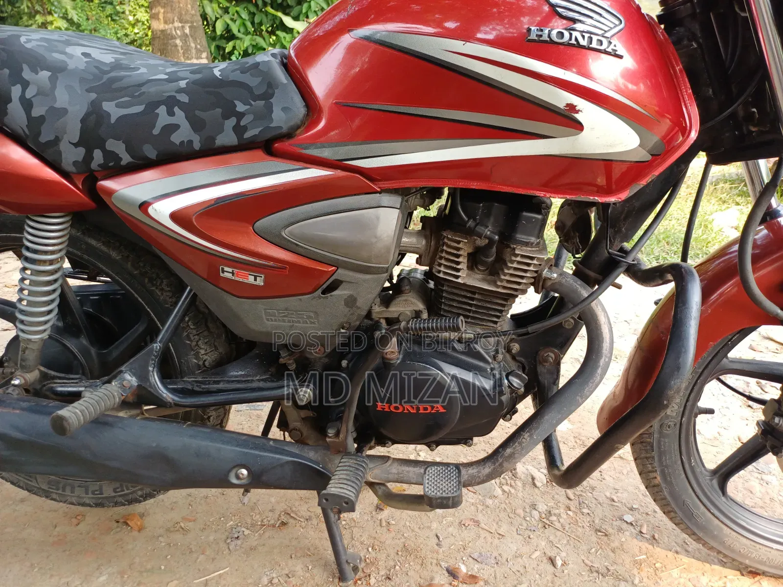 Honda CB 2017 Red