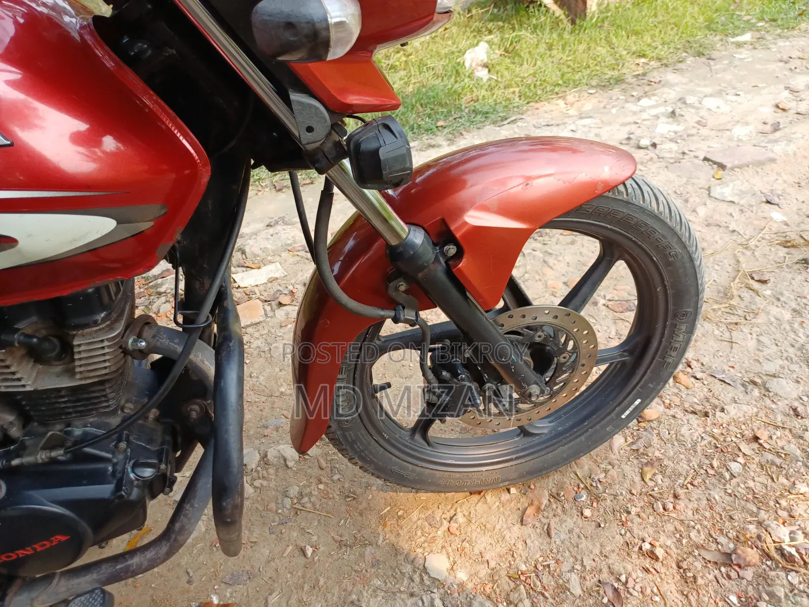 Honda CB 2017 Red