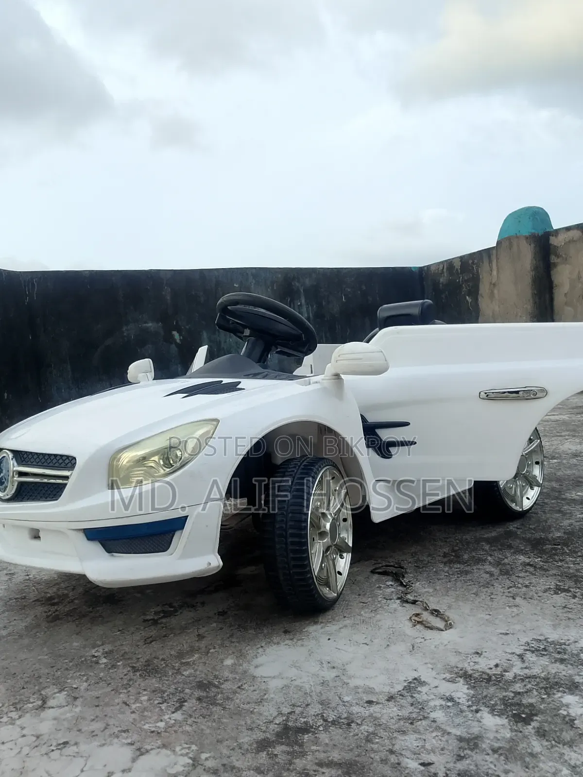 Ride-on Electric Car