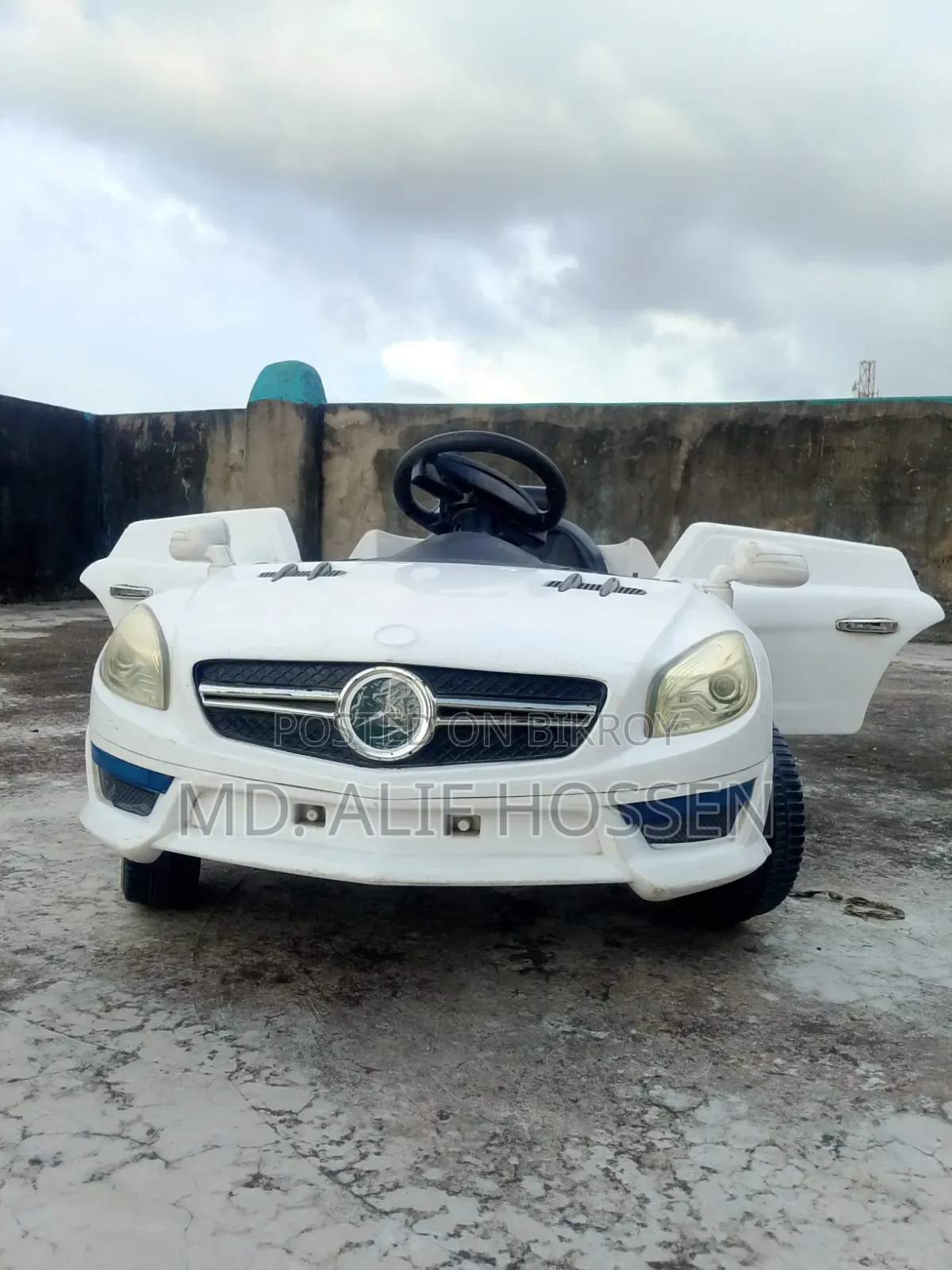 Ride-on Electric Car
