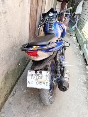 TVS Apache RTR 160 2V 2017 Blue