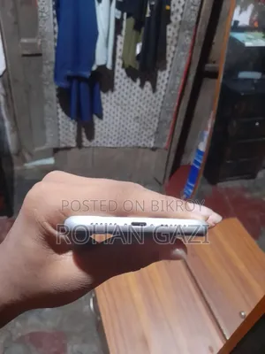 Apple iPhone XR 128 GB White
