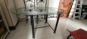 স্টিল ডাইনিং টেবিল