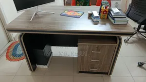 Urgent Table Sale Korbo