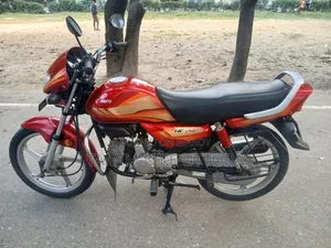 Hero HF Deluxe 2021 Red