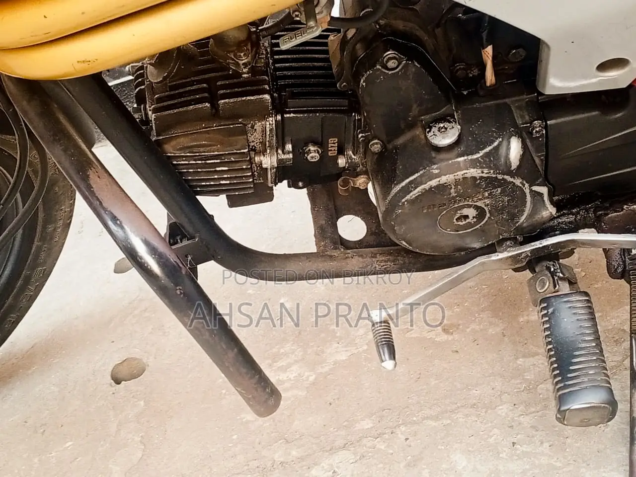 মহিন্দ্র সেঞ্চুরো ২০১৫ রেড