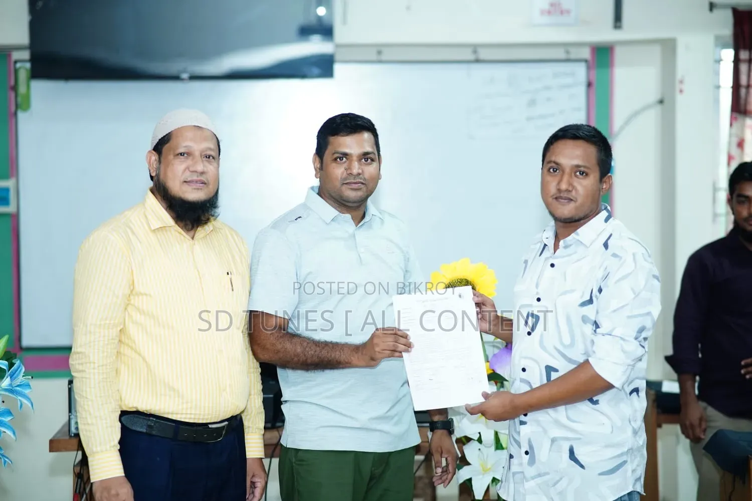 Computer Teacher or Computer Operator