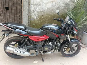 Bajaj Pulsar 150 2019 Red
