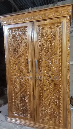 চিটাগং সেগুন কাঠের আলমারি বিক্রয় করা হবে