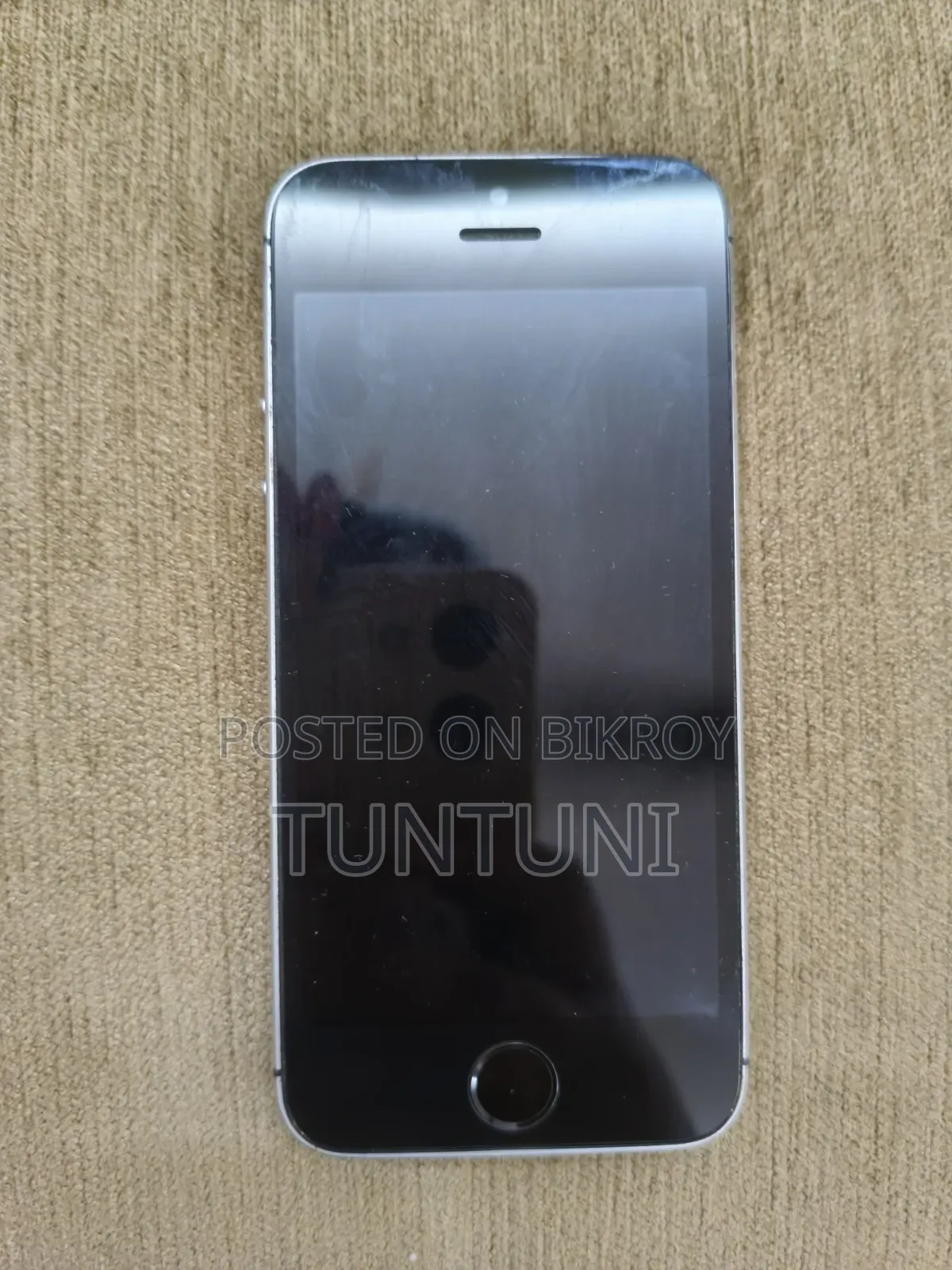 Apple iPhone 5s 32 GB Gray