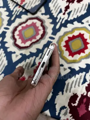 স্যামসাং গ্যালাক্সি এস২১ ৫জি ১২৮ জিবি হোয়াইট