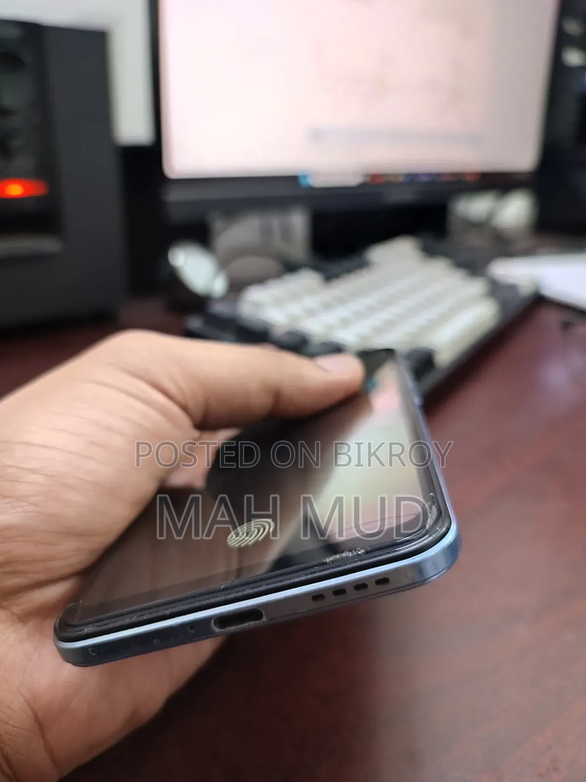 ভিভো ভি২৩ ১২৮ জিবি
