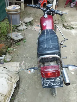 Yamaha 1987 Red