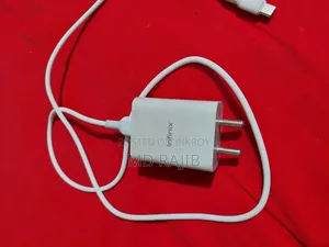 ইনফিনিক্স ৩৩ ওয়াট