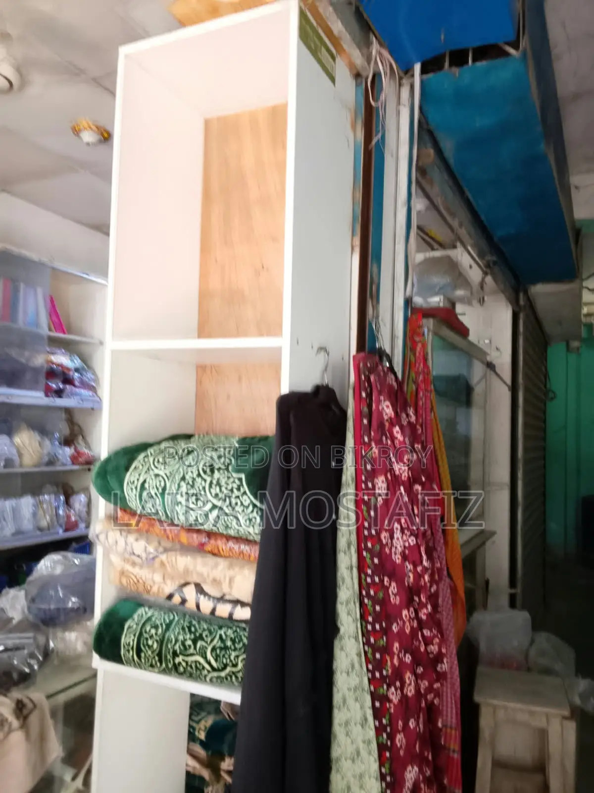 Glass Display Shelves and Storage Racks used for shops or businesses