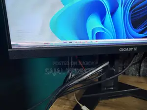Gigabyte 24" Gaming Monitor FHD (Has scratch)
