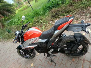 Suzuki Gixxer 2024 Orange