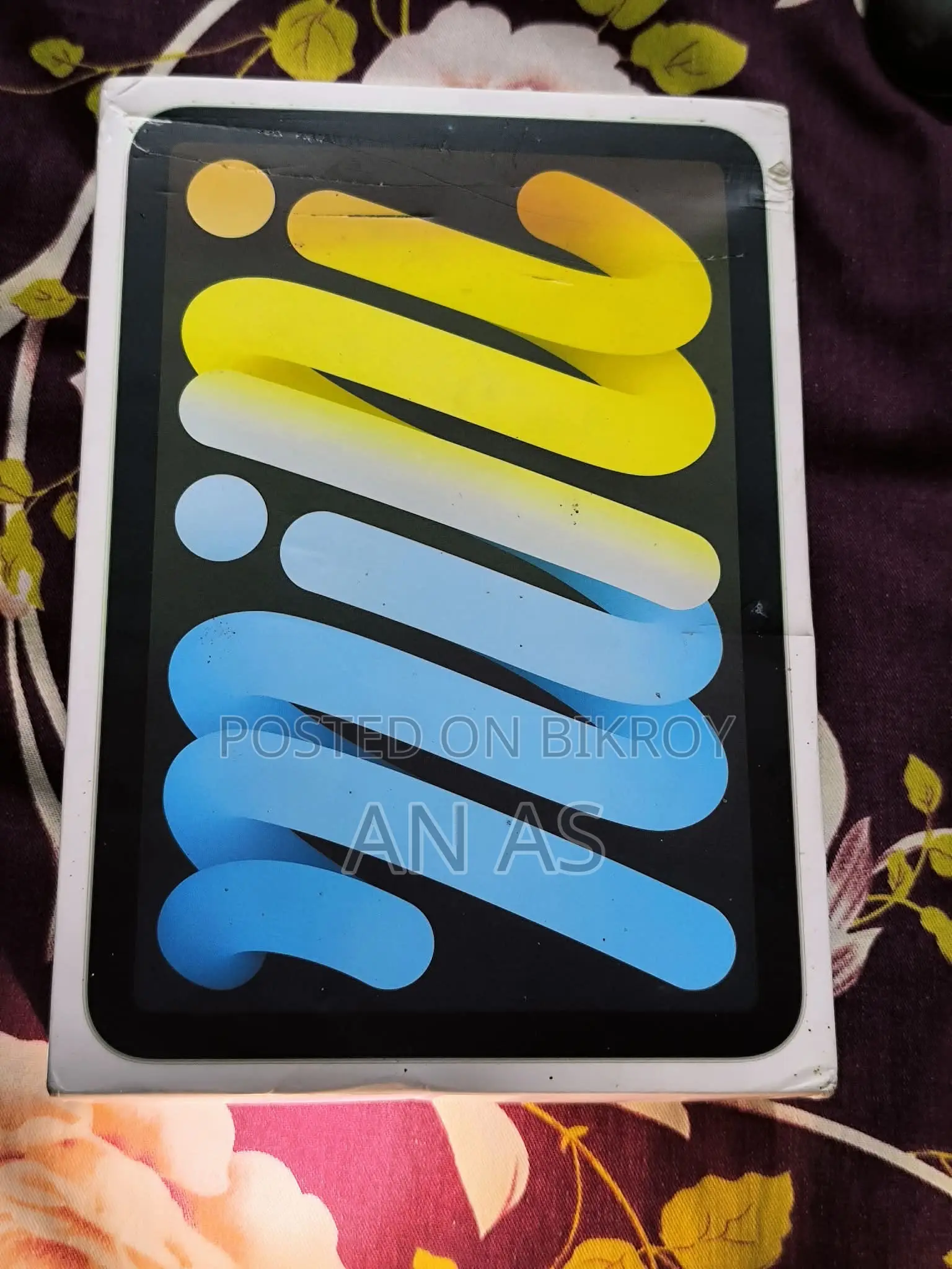 অ্যাপল ৬৪ জিবি সাদা