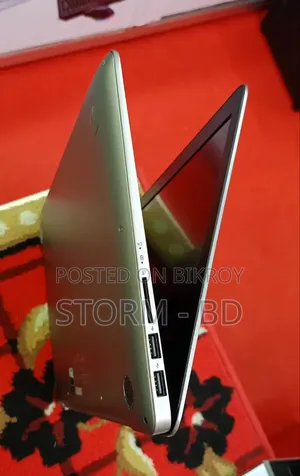 Laptop Asus ZenBook UX310UQ 8GB Intel Core i5 SSD 256GB
