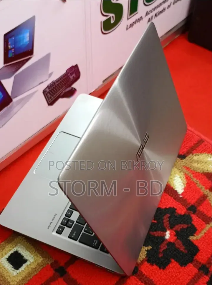 Laptop Asus ZenBook UX310UQ 8GB Intel Core i5 SSD 256GB