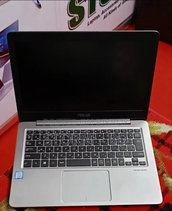 Laptop Asus ZenBook UX310UQ 8GB Intel Core i5 SSD 256GB