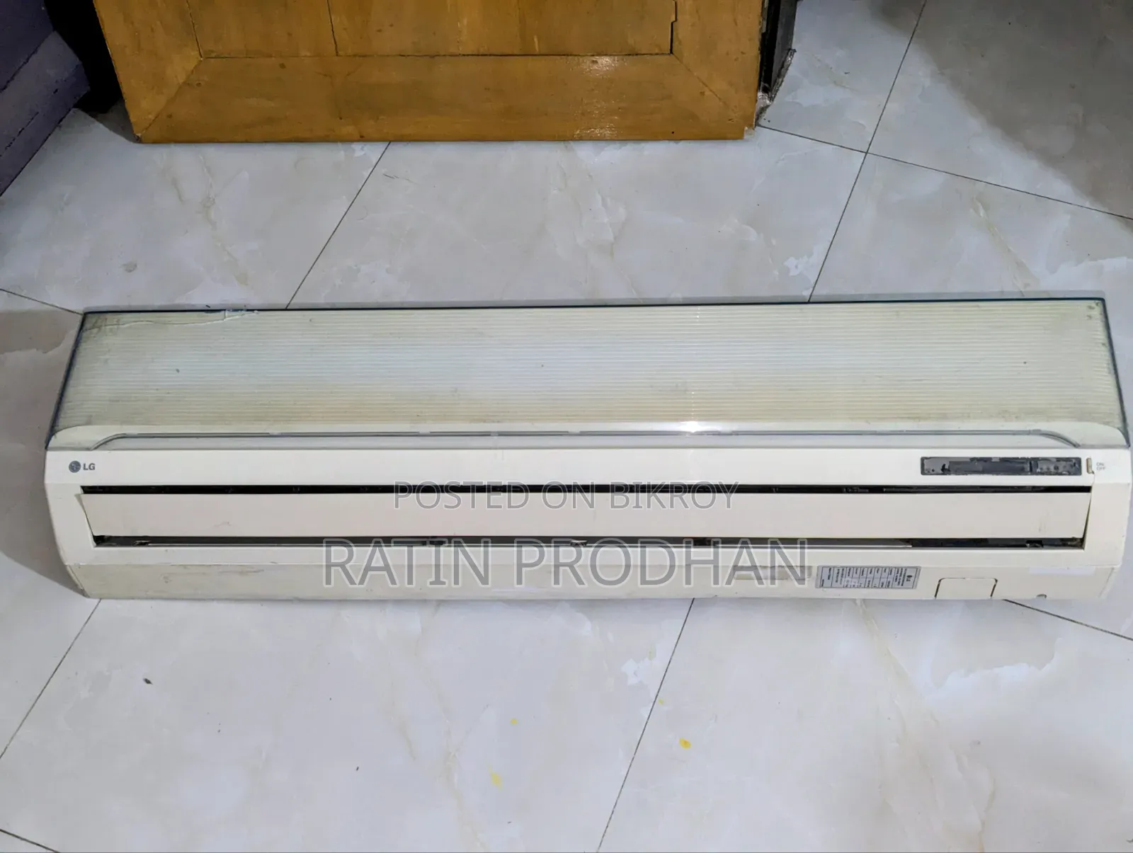 এলজি ব্র্যান্ড এর এসি।
