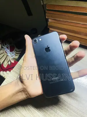 অ্যাপল আইফোন ৭ ৩২ জিবি ব্ল্যাক
