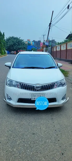 Toyota Corolla Fielder 1.5 Petrol All-Wheel Drive 2012 White