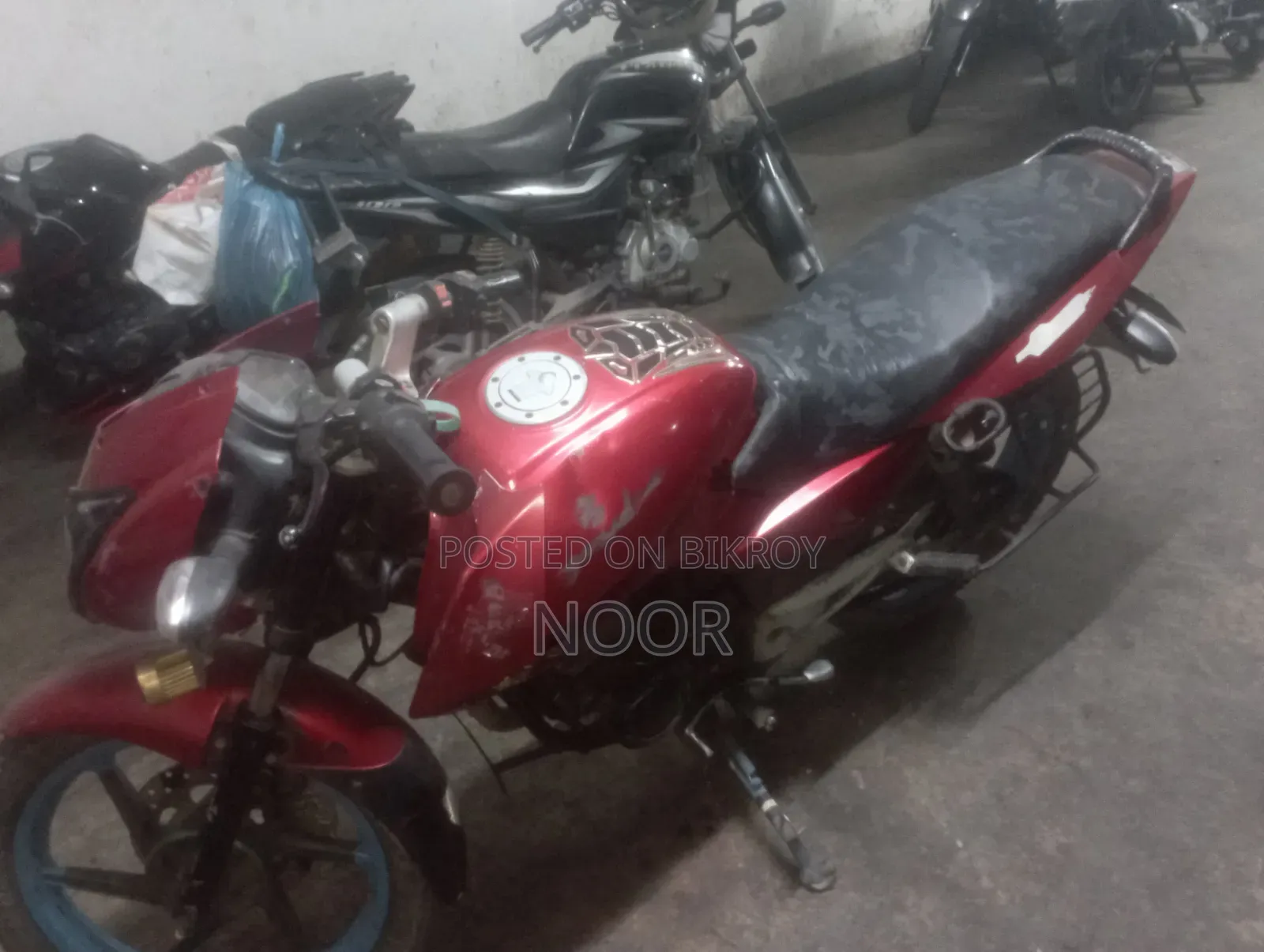 Bajaj Pulsar 150 2016 Red