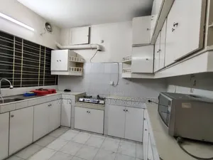 Furnished 2-bedroom Apartment in Gulshan for rent