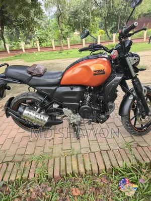 Yamaha FZ-X 2024 Orange