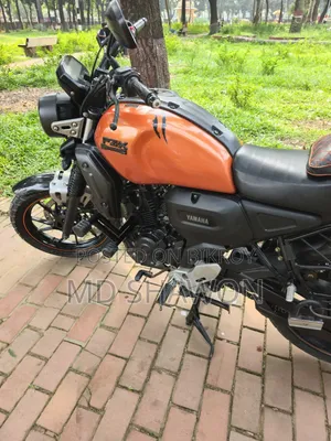 Yamaha FZ-X 2024 Orange