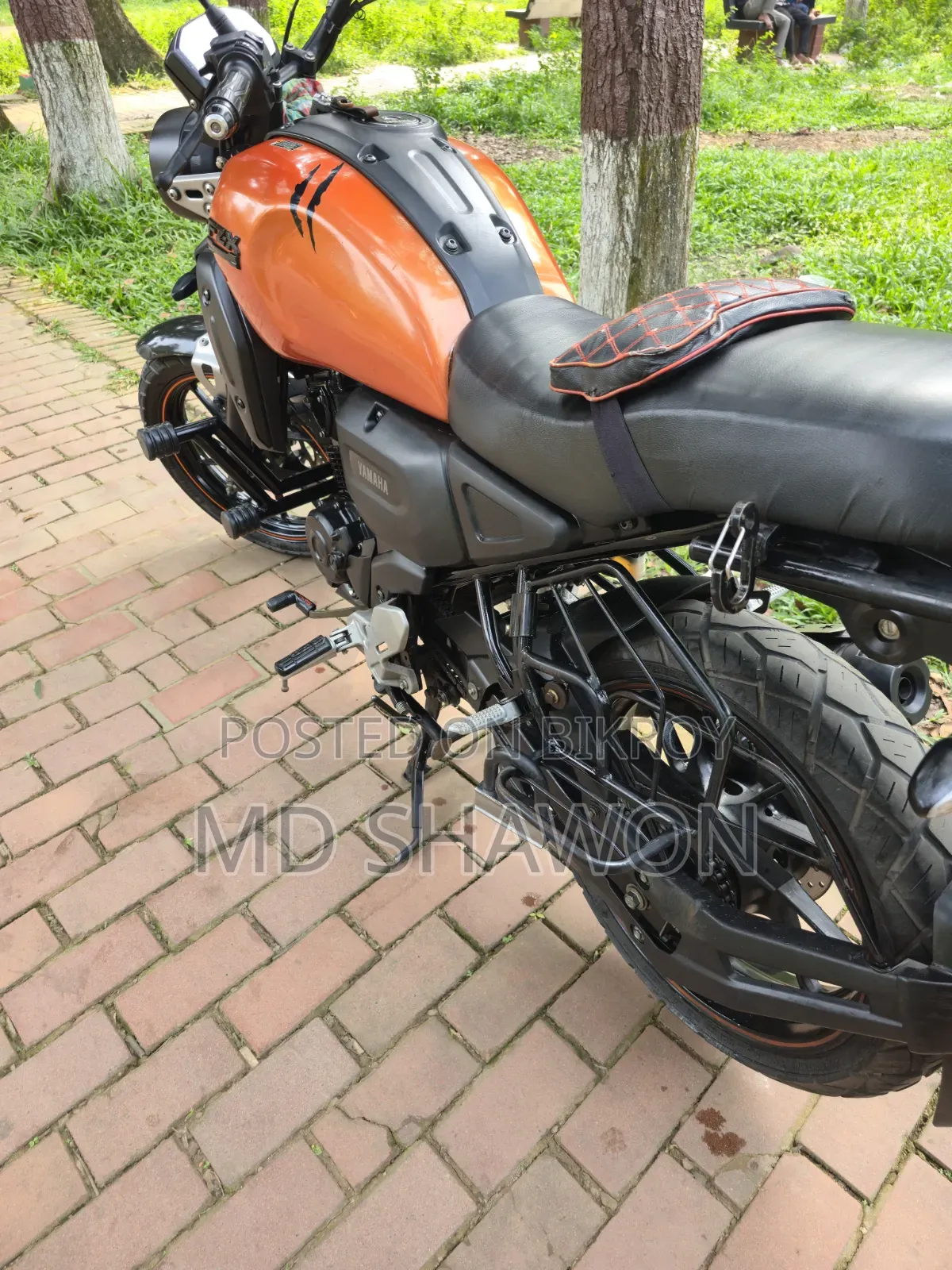 Yamaha FZ-X 2024 Orange
