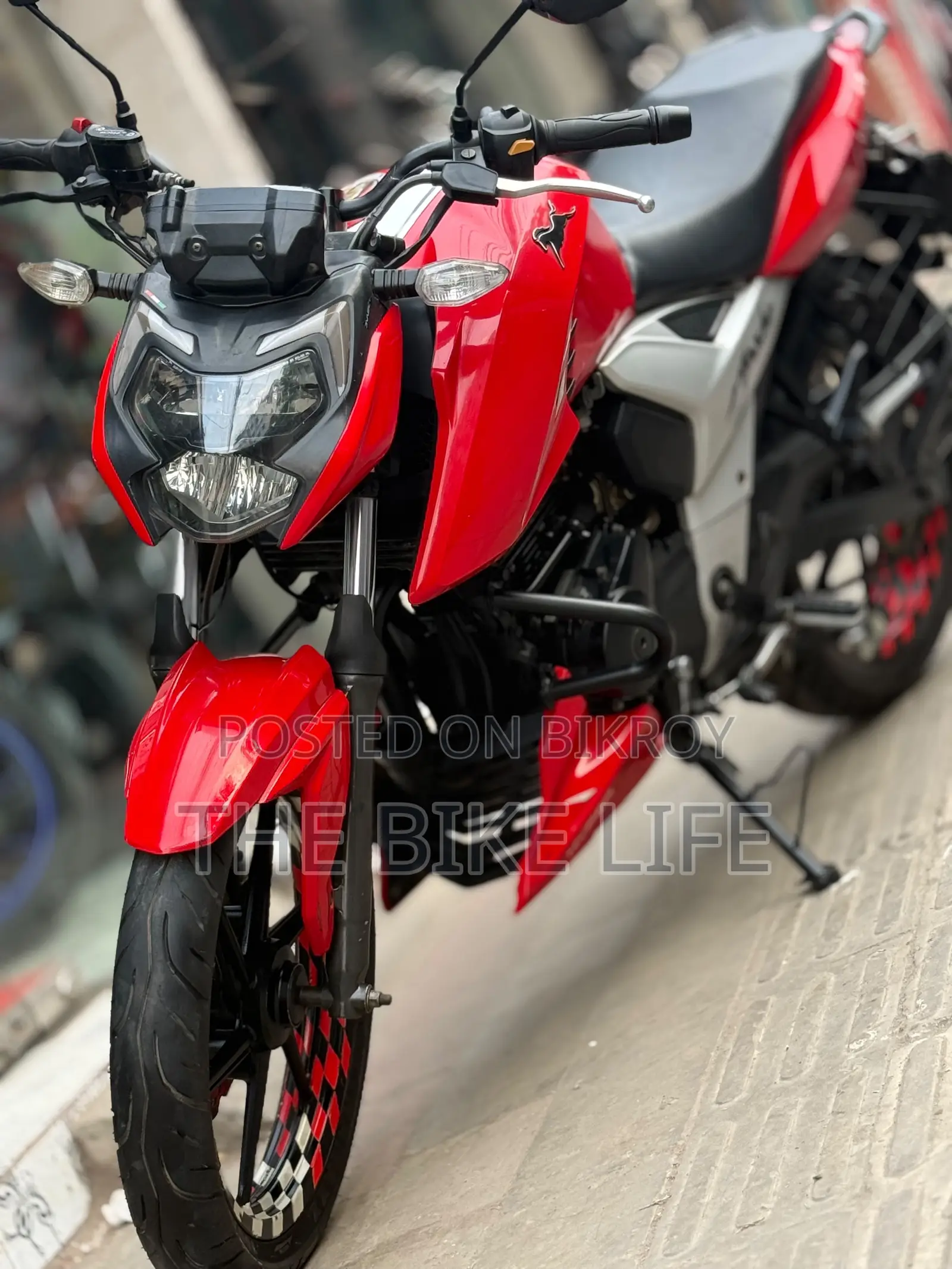 টিভিএস আপাচি আরটিআর ১৬০ ৪ভি ২০২১ লাল