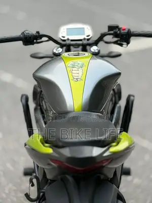 Suzuki Gixxer 2026 Gray