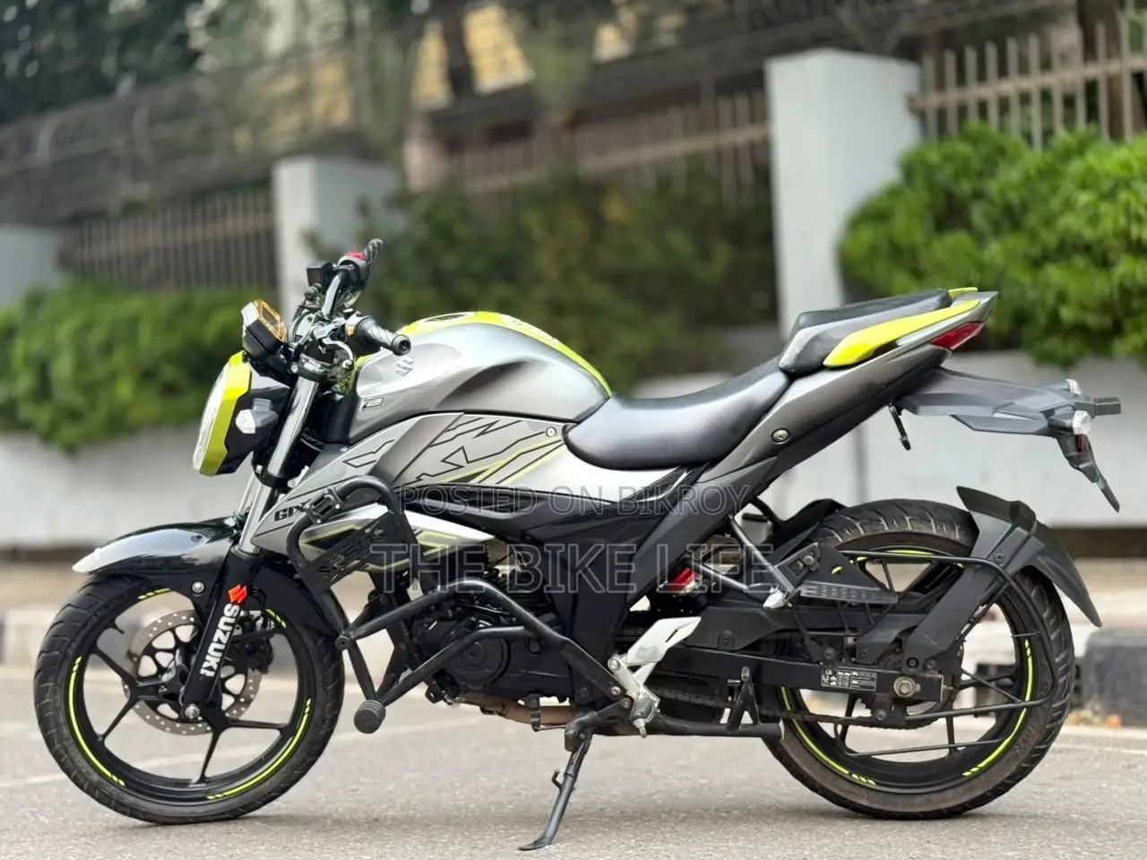 Suzuki Gixxer 2026 Gray