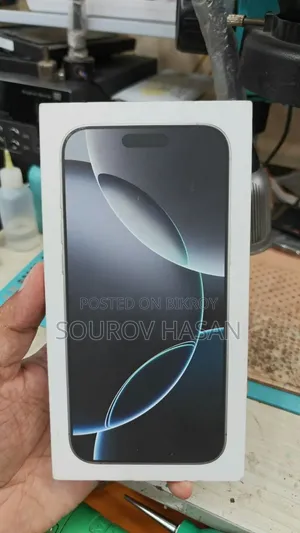 অ্যাপল আইফোন ১৬ প্রো ম্যাক্স ২৫৬ জিবি হোয়াইট