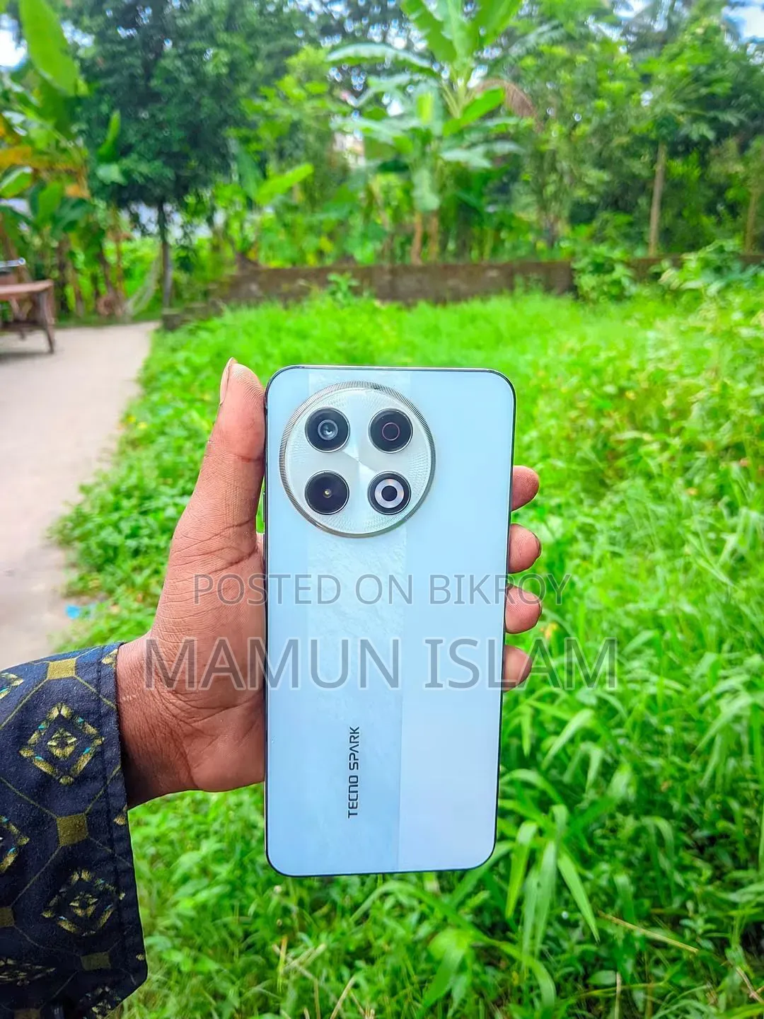 টেকনো স্পার্ক ৩০ প্রো ১২৮ জিবি সাদা