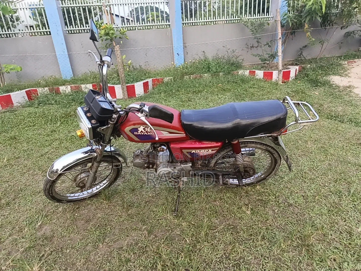 Dayang DY100-M 2012 Red