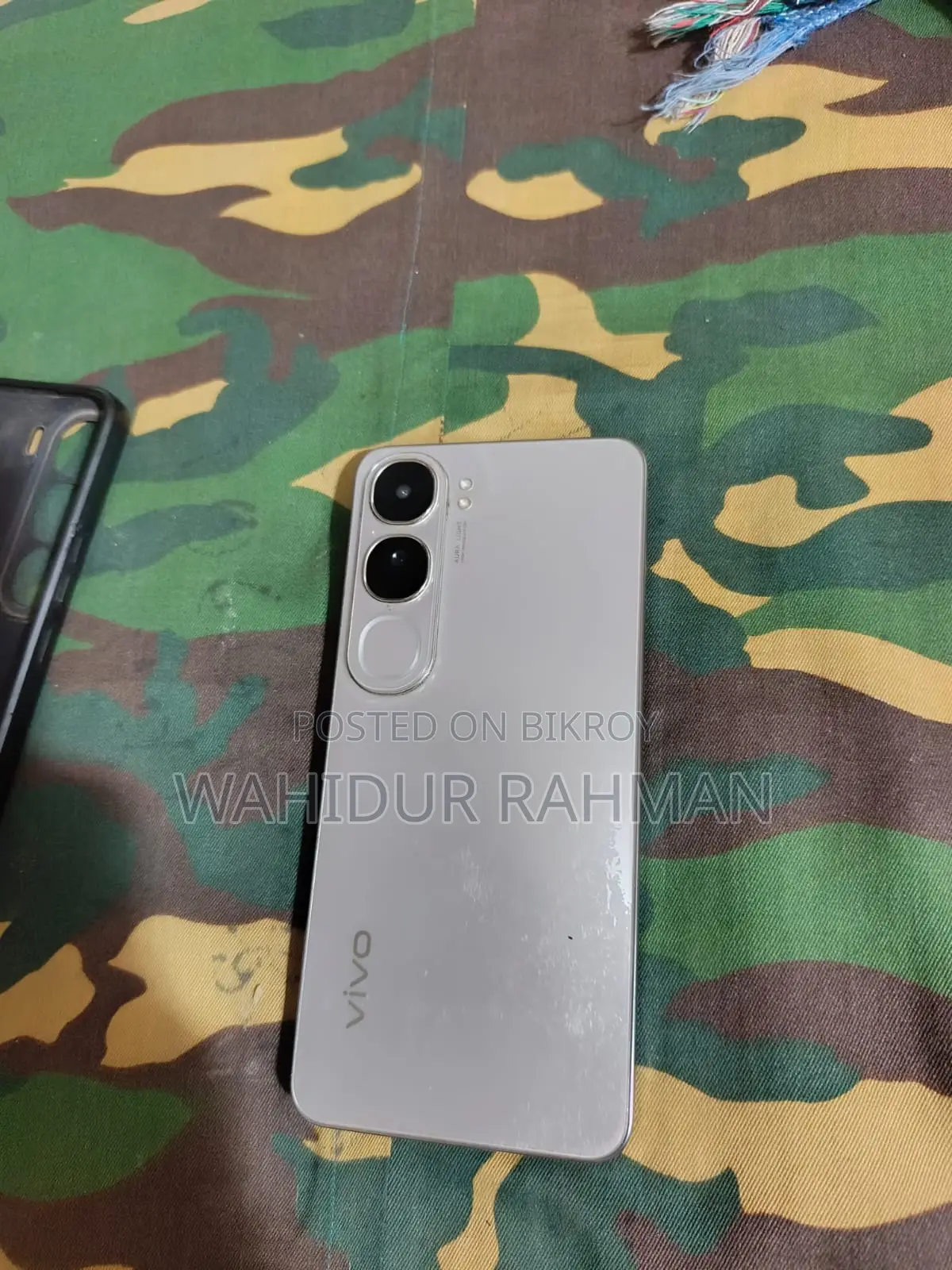 ভিভো ভি৪০ লাইট ২৫৬ জিবি গোল্ড