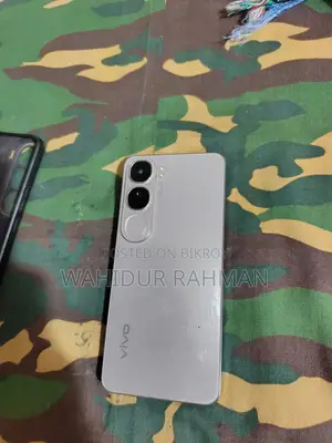 ভিভো ভি৪০ লাইট ২৫৬ জিবি গোল্ড