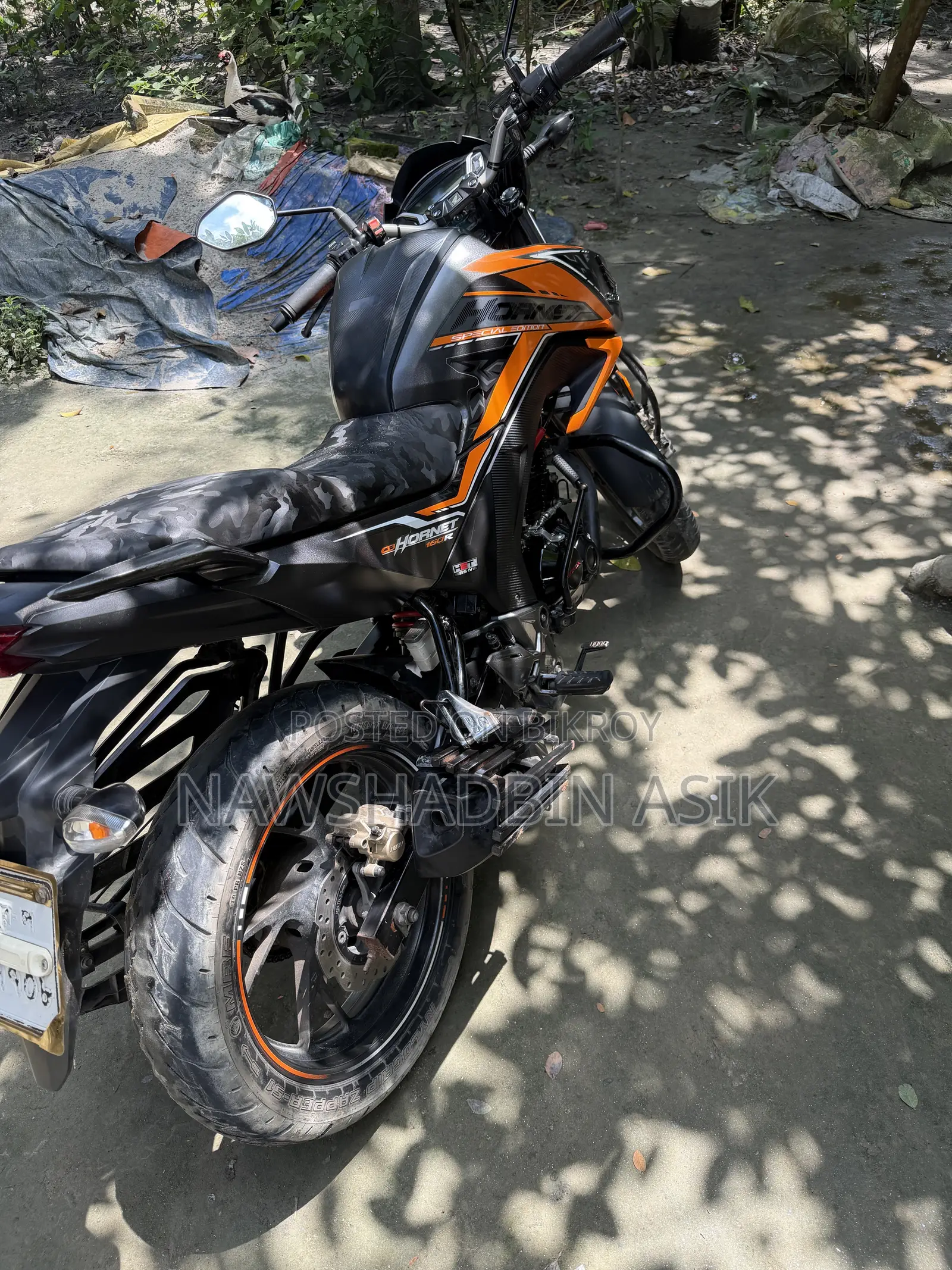 Honda Hornet 2022 Orange
