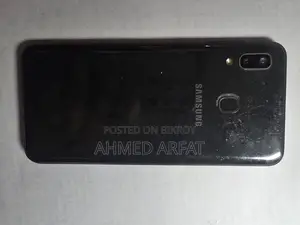 স্যামসাং গ্যালাক্সি এ২০ ৩২ জিবি কালো