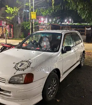 টয়োটা স্টারলেট ১৯৯৭ সাদা