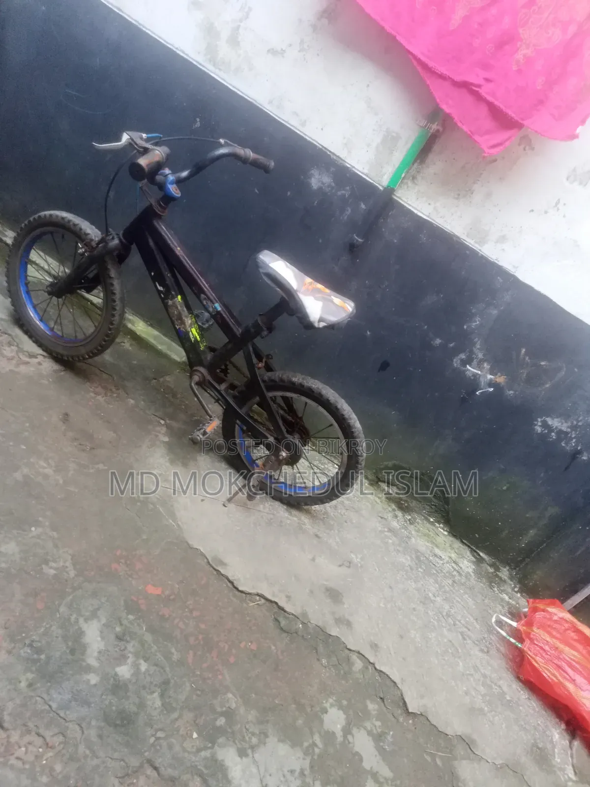 বাচ্চাদের এই সাইকেলটি বিক্রি করব।