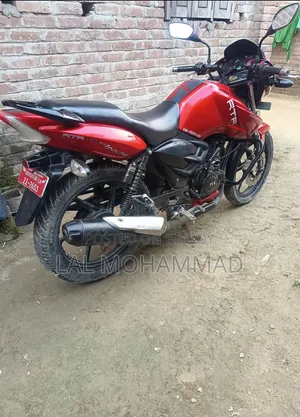 TVS Apache 160 4V 2018 Red