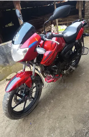 TVS Apache 160 4V 2018 Red
