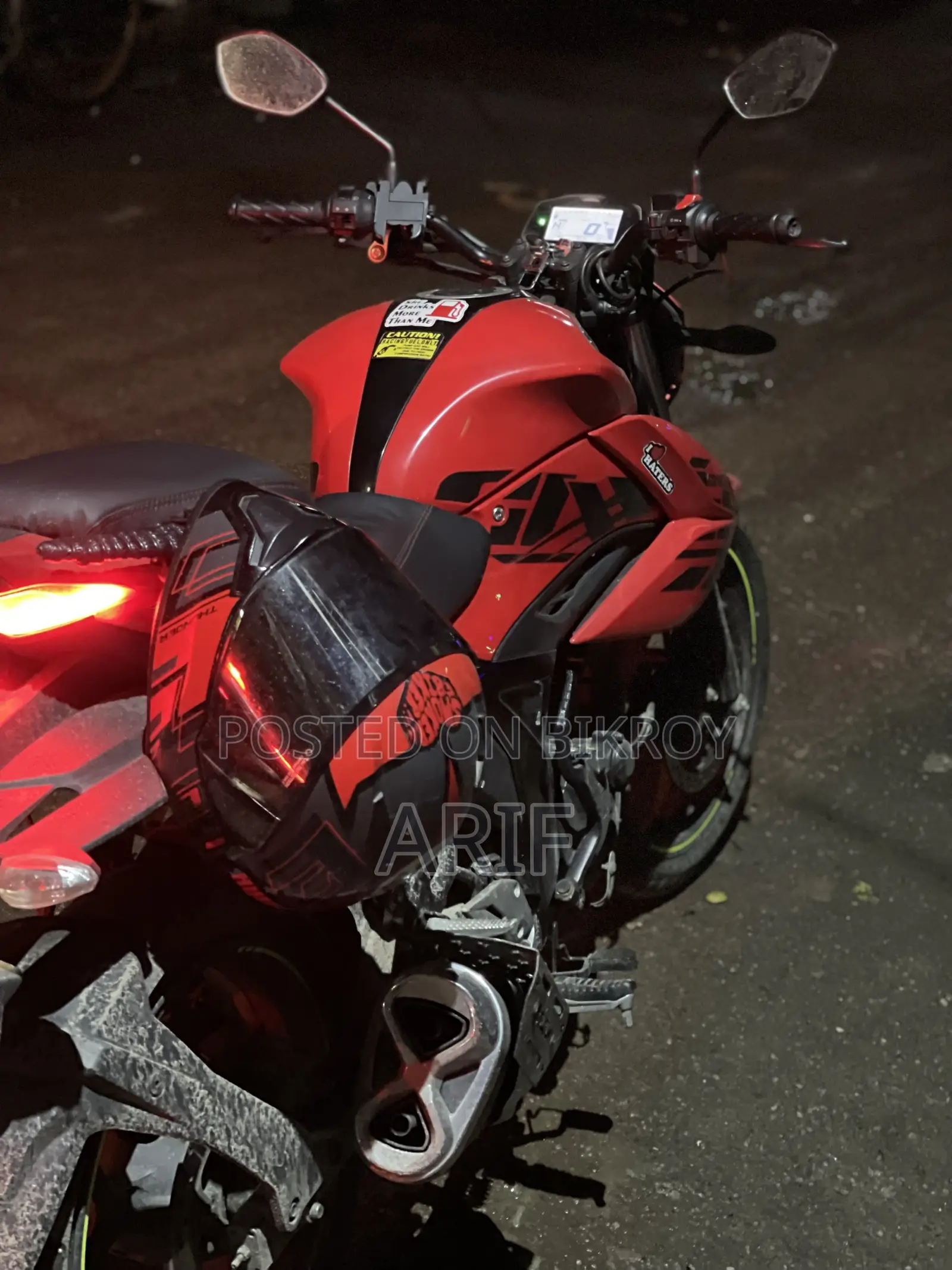 Suzuki Gixxer 2023 Red